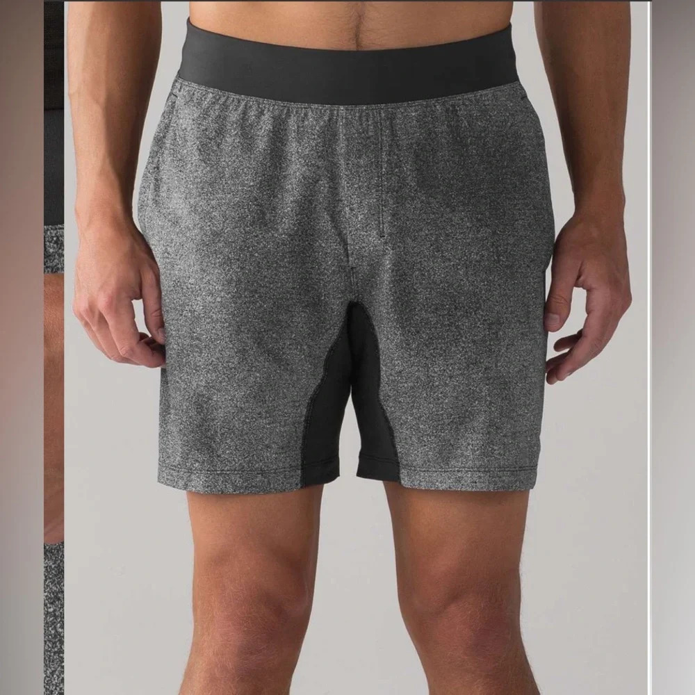 Lululemon T.H.E. Short *Linerless 7"
Carbon Mist Alpine White Graphite Grey